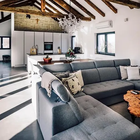 Mala,luxury Retreat With Pool, Sauna & Gym Villa Privlaka (Zadar)