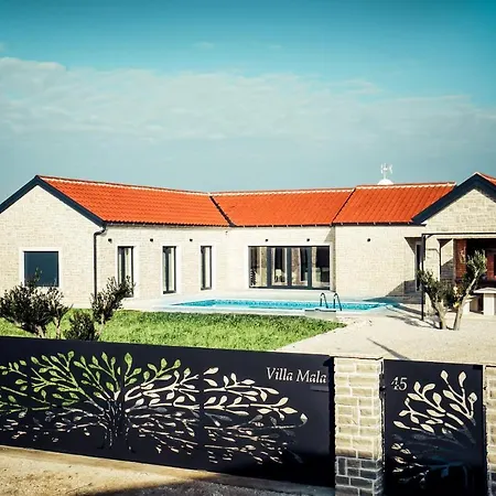 Luxury Mala Privlaka (Zadar)