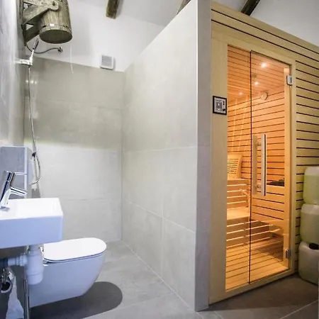 Luxury Mala Villa *