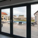 Villa Luxury Mala