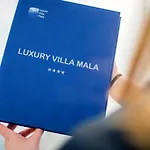 Luxury Mala Villa *