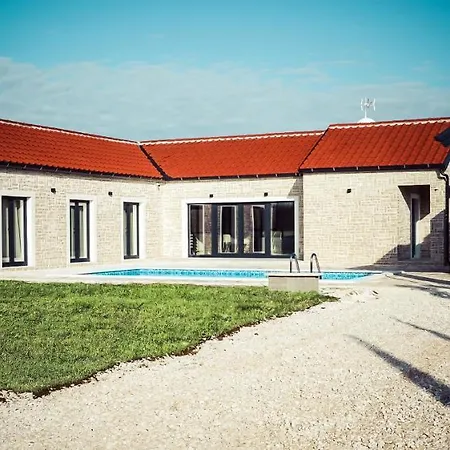 Luxury Mala Villa